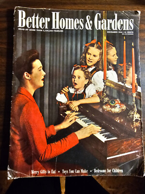 Better Homes & Gardens December 1944 magazine in perfect condition-image