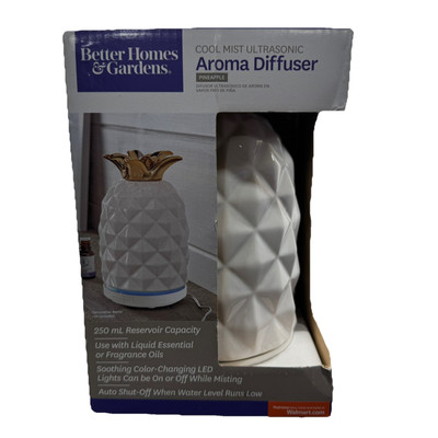 Better Homes & Gardens Fragrance Oil plug in Diffuser, Pineapple Design Gold Top-image