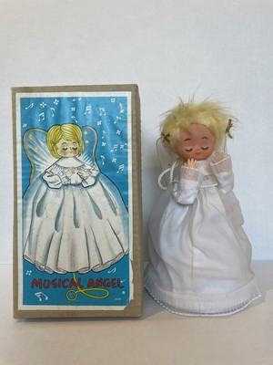 1960's Vintage Christmas Rotating Musical Angel plays Silent Night Made in Japan-image