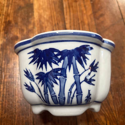 Vintage AAA Imports Blue And White  Chinoiserie Footed Planter  Bamboo Design-image