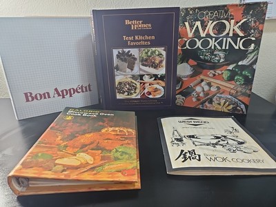 Vintage Cookbooks Lot of 5. Better Homes And Garden, Microwave Oven, Wok. Etc.-image
