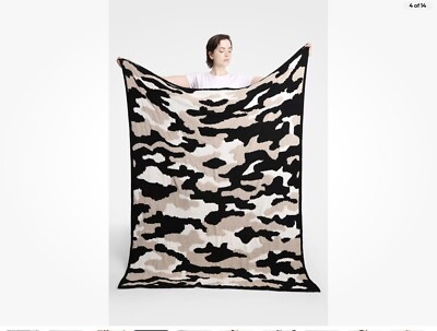 ComfyLuxe Camouflage Pattern Cozy Blanket-image