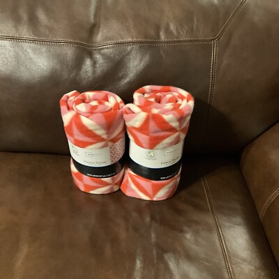 Lot of 2 Mainstays Fleece Throw Blankets 50x60in Red, Pink, White Abstract-image
