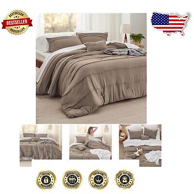 Modern Twin Comforter Set - 3-Piece Pinch Pleat Bed Set for Year-Round Comfort-image