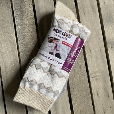 Brand New Muk Luks Cozy Women's Boot Socks 3pk-image
