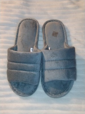 Unisex Gray Soft And Cozy Bed Slippers Size 41-43 Slip On For Warmth And Comfort-image