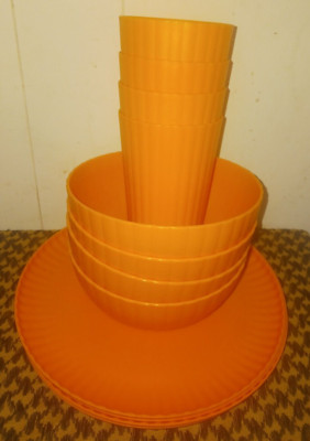 12pcs Mainstays Plastic ribbed Dinner Plates,Cereal Bowls &Tumblers 18 oz orange-image