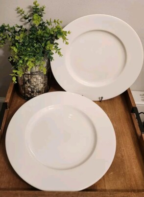 Set of 2 Pier 1 Imports New Essentials Classic Chop Plate 13