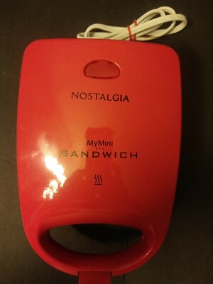 Nostalgia My mini Sandwich Maker, Red model # MSNDW5RD 120V AC/60HZ never used.-image