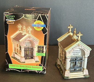 Lemax Spooky Town Collection “Tomb of Sir Edgar Goodbody” 2002 #24766A Works-image