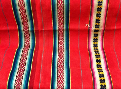 Timeless Elegance: Vintage Handwoven Blanket for Cozy Comfort-image