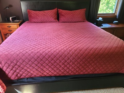 3 Piece King Size  Bedspread Coverlet and Shams, Velvety Red-image