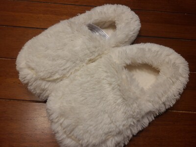 Warmies Super Soft Fluffy Furry 9/10 Microwaveable Warming Slippers Ivory EUC-image