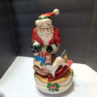 Vintage Wind Up Musical Santa Claus Figurine. 