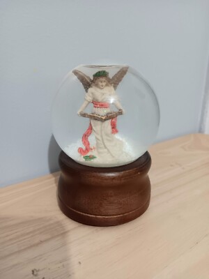 Vintage Wooden Angel Xmas Snow Globe Wind Up Music Box -image