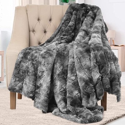 Everlasting Comfort Luxury Faux Fur Throw Blanket - Soft, Fluffy, Warm, Cozy, Pl-image