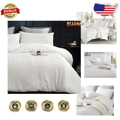 White Geometric Tufted Comforter Set for King Beds - Cozy 3PCS All-Season Set-image