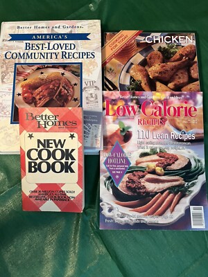 Better Homes and Gardens Cookbooks and magazines-  lot of 4-image