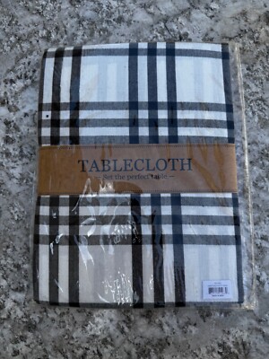 NWT-Black & White Plaid 52