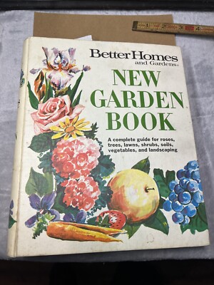 Vintage Better Homes & Gardens New Garden Book Second Edition 1972 5-Ring Binder-image