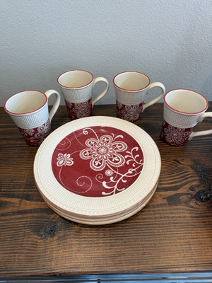 PIER 1 MARIBETH IRONSTONE Dinner Plates Mugs Retired Set Of 4-image
