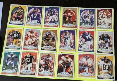 1990 Fleer Football Card #1-260 U Pick to Complete Set-image