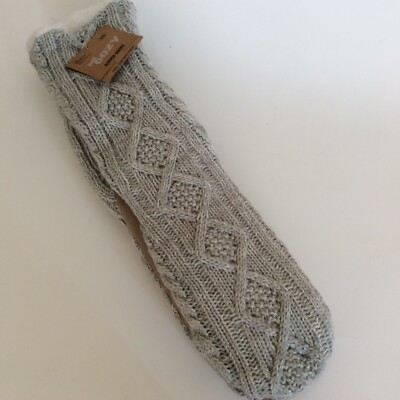 NWT Just Cozy Gray Cable Knit Fleece Lined Slipper Socks L/XL (8-12)-image