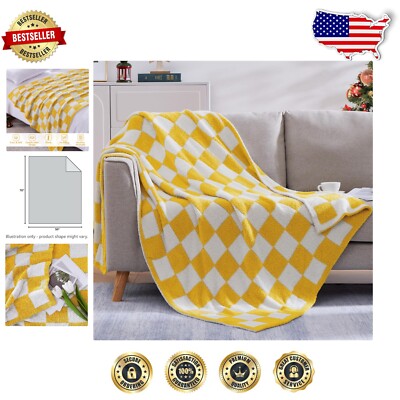 Handmade Cozy Checkered Microfiber Throw Blanket - Perfect for Couch & Travel-image