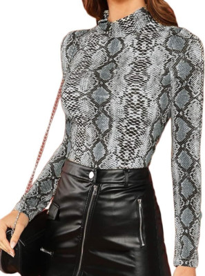 Floerns Women's Long Sleeve Mock Neck Slim Snakeskin T-Shirt Top Size Medium-image