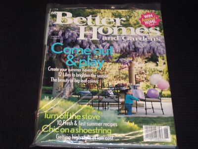 2005 JUNE BETTER HOMES & GARDENS MAGAZINE - COME OUT & PLAY COVER - E 4678-image