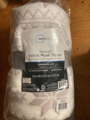 Mainstays Textured Velvet Plush Throw 50