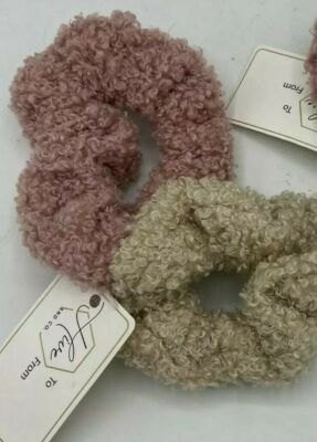 Cozy Comfort Hair Scrunchies Beige&Pink-image
