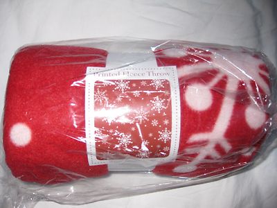 Design Imports Printed Fleece Throw - Red with Snow Flurry Pattern - 50 by 60 in-image