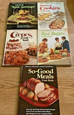 Vintage Set of Five Better Homes & Gardens Cookbooks Throwback Dinner Holdays-image