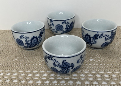 PIER 1 Imports Sake Tea Cups Blue White Floral Set of 4 No Handle 2.25 in 4 oz-image