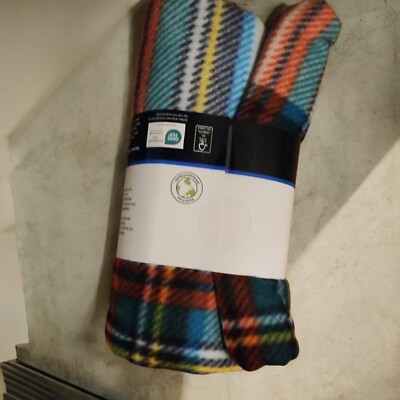 Mainstays Fleece Throw Blanket 50x60in Red PLAID multicolored Bed Travel -image