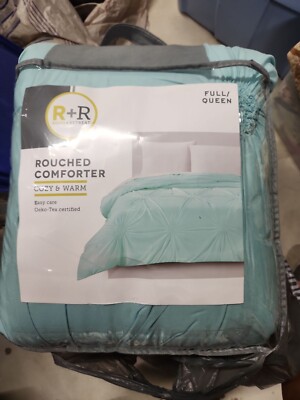 R&R room + retreat rouched  Comforter new nip full queen lt green cozy & warm-image