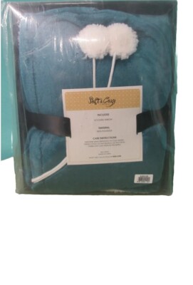 Soft & Cozy Oversized Hooded Throw Blanket  70