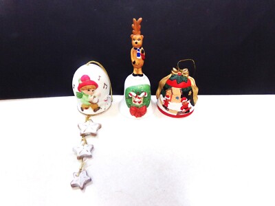 VINTAGE 1980 JASCO CHRISTMAS STAR WIND CHIMES SANTA BEARS REINDEER CERAMIC BELLS-image