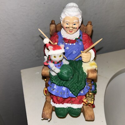 VTG  Rocking Mrs. Claus/knitting/ Wind Up/ Christmas Carols/Works/complete/Box-image