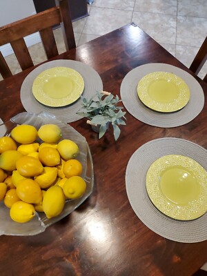 Pier 1 Imports Amadora Bread/ Dessert/ Bread Plates Green Floral Rim Set Of 3-image