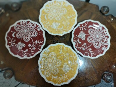 Pier 1 Imports Maribeth 2 Burgundy Red 2 Yellow Ironstone Scalloped Salad 4 Set-image