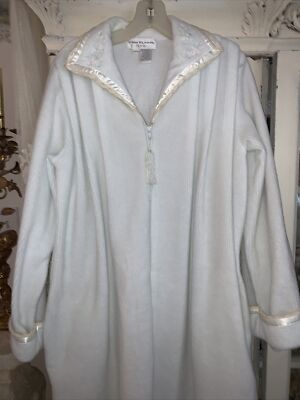 MISS ELAINE Woman’s Medium Long Fleece Zipper Robe Pockets Lace Trim Soft & Warm-image
