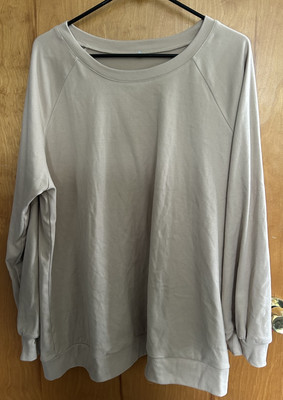 Womens Beige Sweatshirt Size XL Soft Cozy Long Sleeve-image