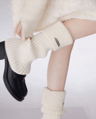 Ruffle White Leg Warmers With Metal Brand Label-image