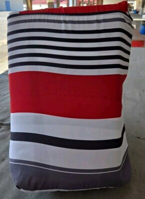 Mainstay 5-Piece Reversible  XL Twin Size Bed in a Bag -image