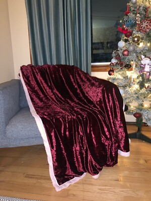 Comfort Bay Red Cozy Throw Blanket Fleece Soft Warm 50x60-image