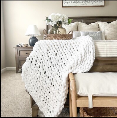 Lush Decor Ultra Soft Chenille Chunky Knit Throw White-image