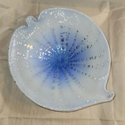 MCM Murano Leaf Design Glass Bowl/Candy Dish, a J.I.Co Import, Blue, bullicante-image