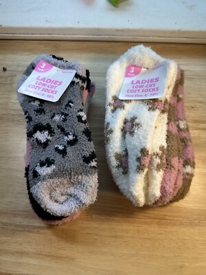 6 Pairs Women's Cozy Fuzzy Soft Crew Socks Multicolor Size 4-11-image